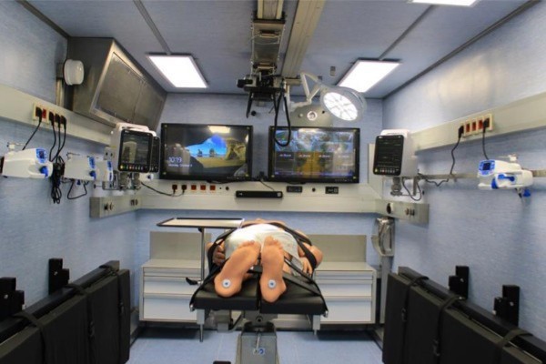 Presentato in anteprima A.M.O.R il prototipo del nuovo veicolo della nostra Sanità Militare Presentato in anteprima A.M.O.R il prototipo del nuovo veicolo della nostra Sanità Militare